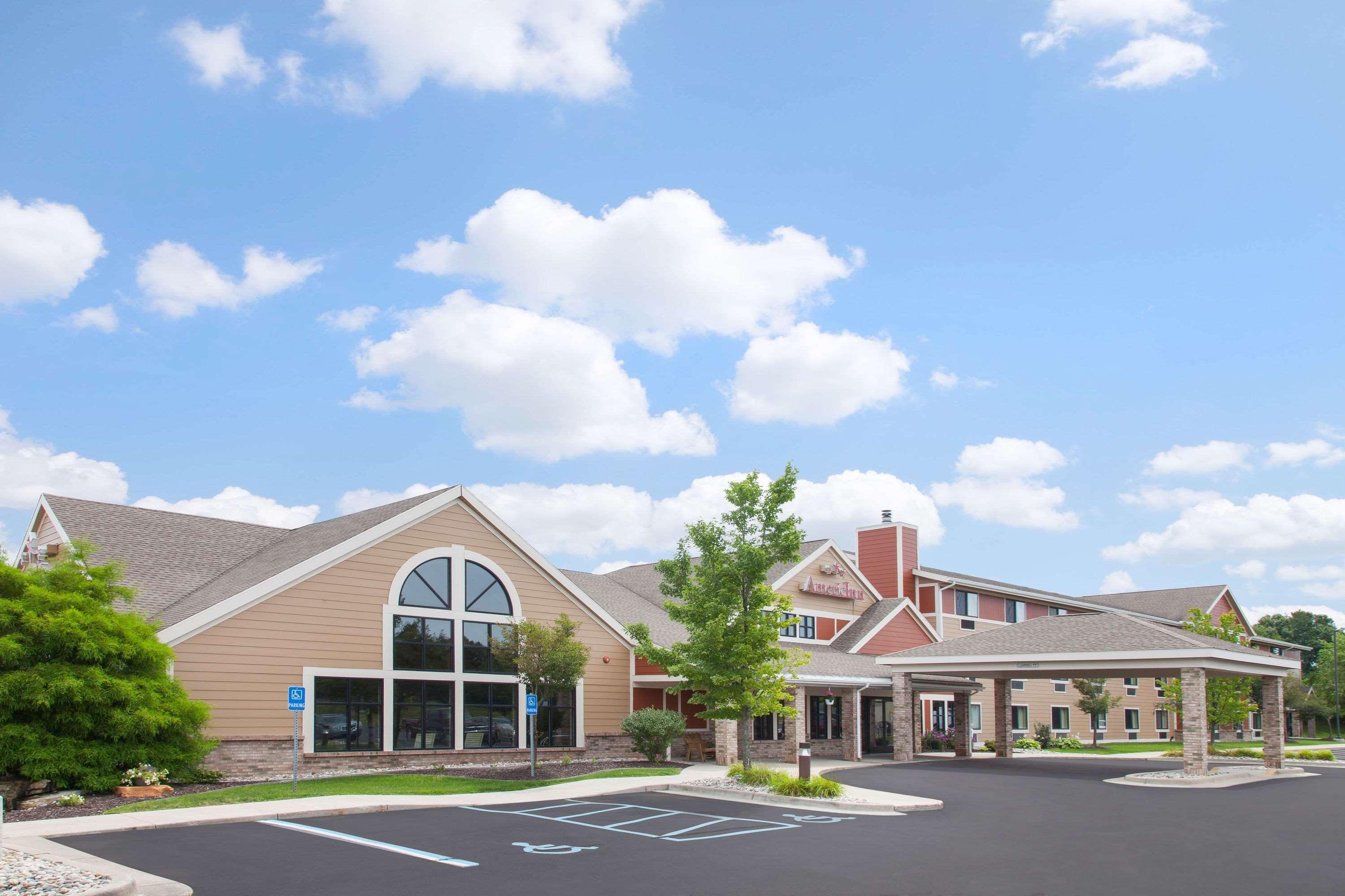 Americinn By Wyndham Greenville Bagian luar foto