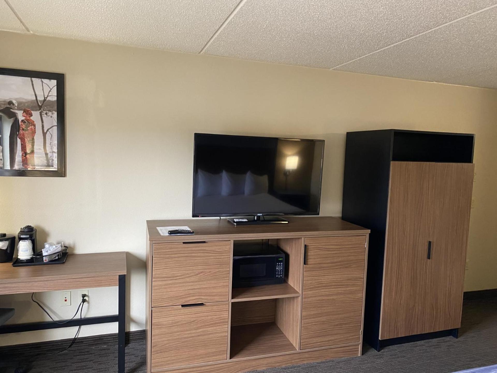 Americinn By Wyndham Greenville Bagian luar foto
